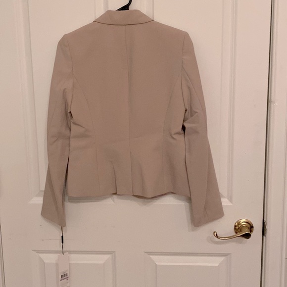 Calvin Klein Women's Two Button Lux Blazer Petite New with Tag - Picture 2 of 6